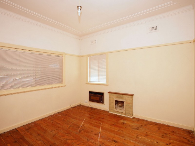 54 Hardy Avenue, Wagga Wagga NSW 2650