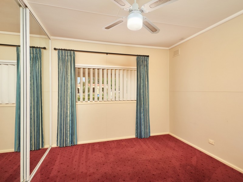 55 Inglis Street, Lake Albert NSW 2650