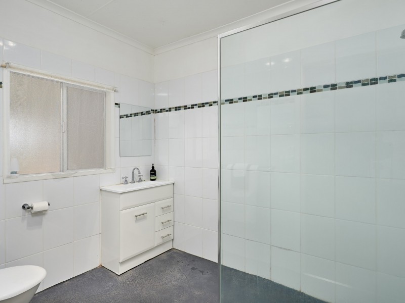 55 Inglis Street, Lake Albert NSW 2650