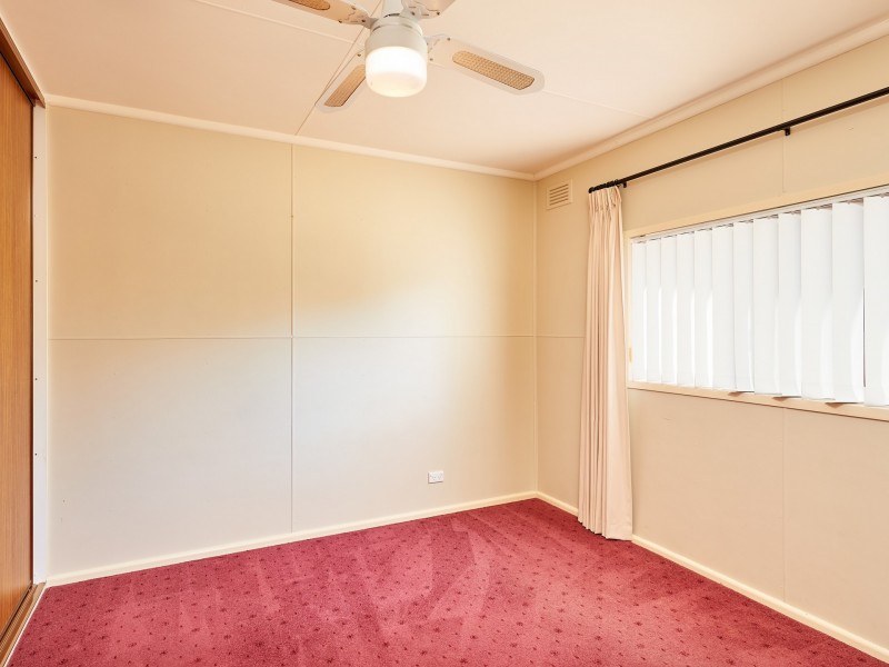 55 Inglis Street, Lake Albert NSW 2650