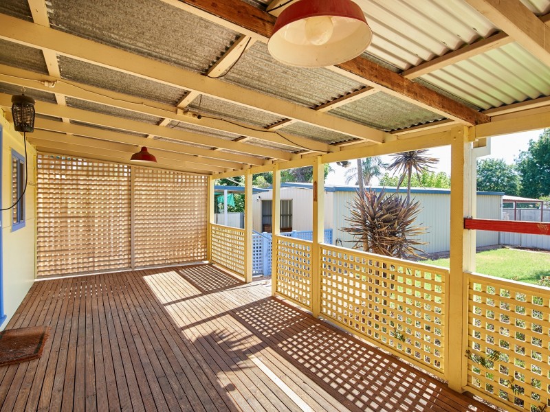 55 Inglis Street, Lake Albert NSW 2650