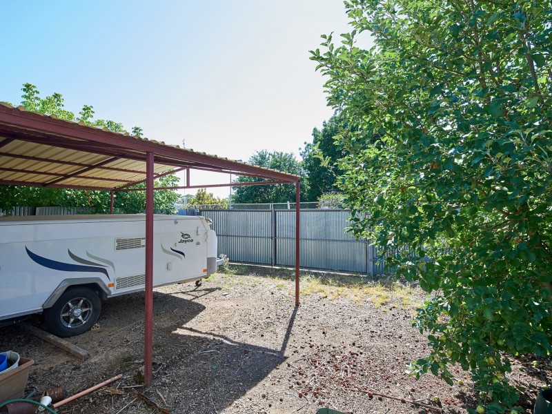 55 Inglis Street, Lake Albert NSW 2650