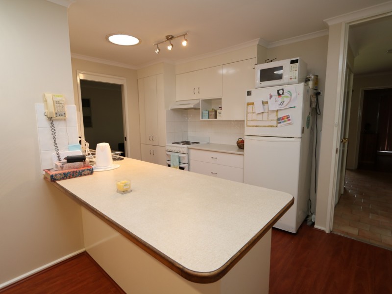 8 Horsley Street, Kooringal NSW 2650