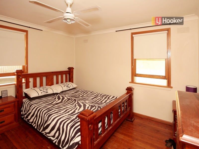 16 Tarakan Avenue, Ashmont NSW 2650