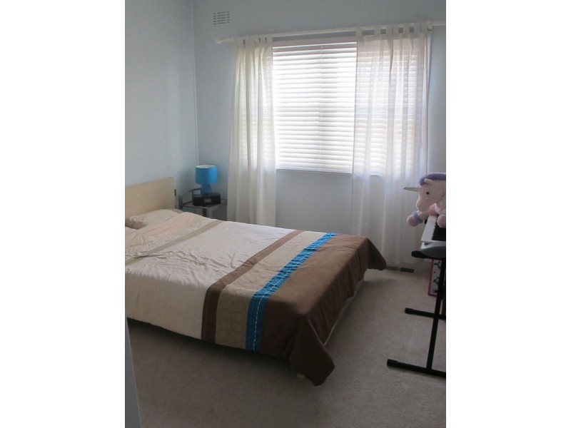 15 Mathoura Avenue, Mount Austin NSW 2650