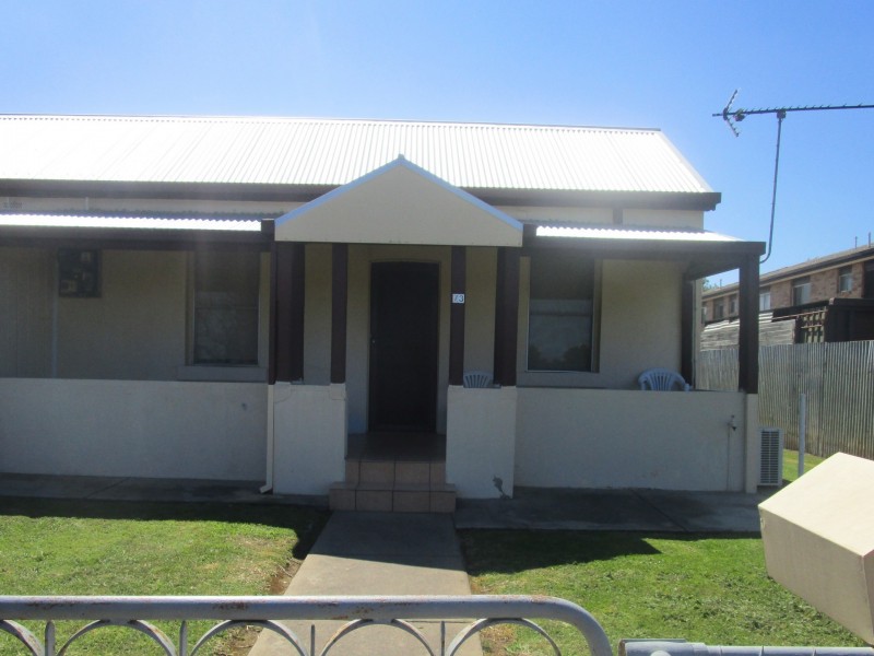 73 Beckwith Street, Wagga Wagga NSW 2650