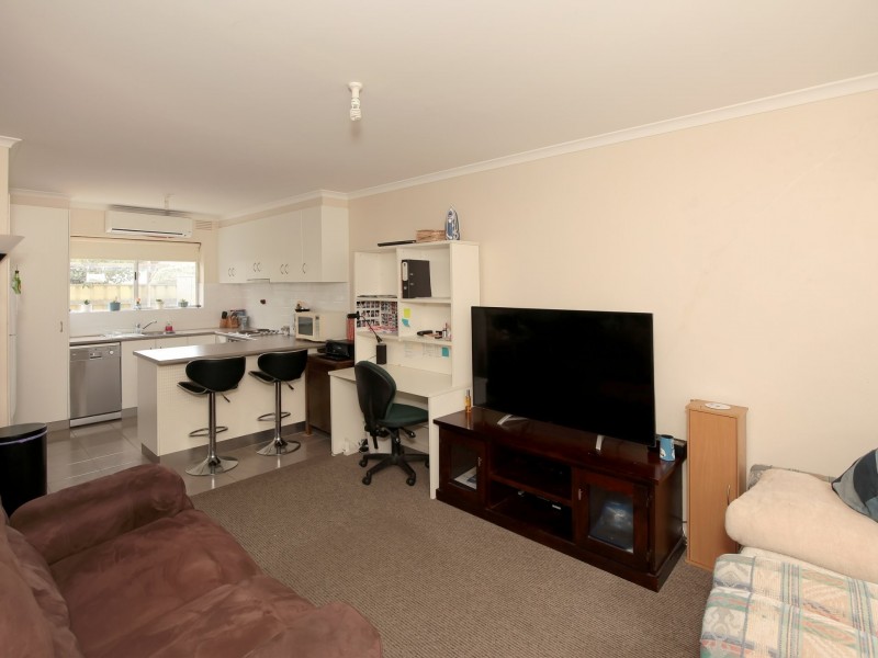 Unit 4/12 Higgins Avenue, Wagga Wagga NSW 2650