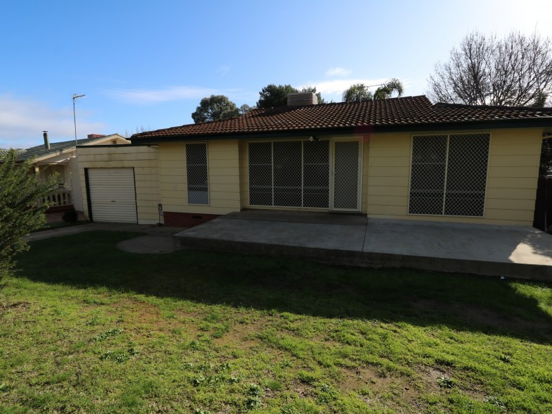 43 Mumford Street, Ashmont NSW 2650