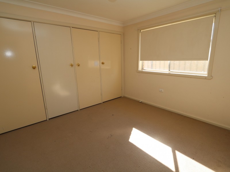 5 Coyne Street, Mount Austin NSW 2650