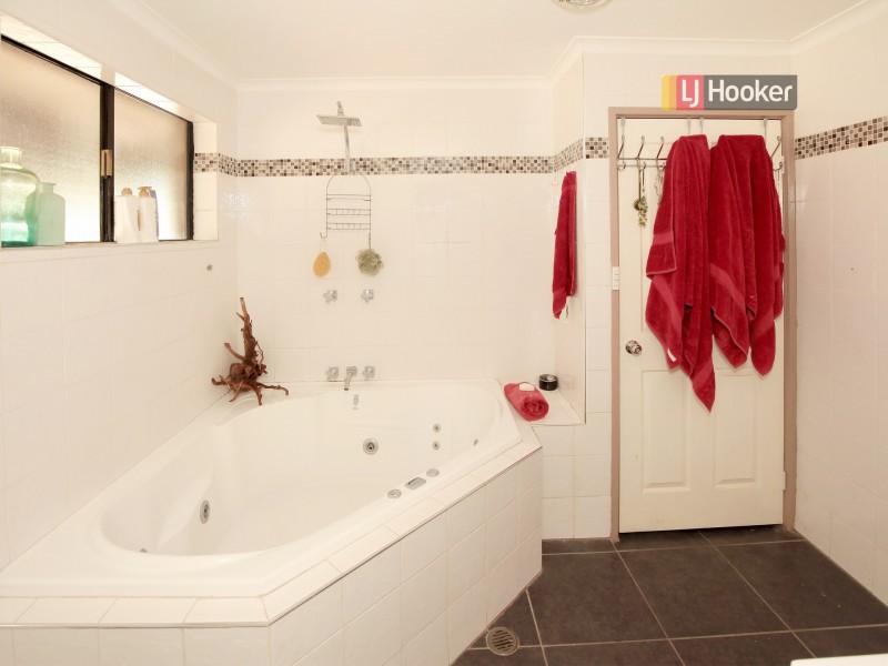 1 Kerr Street, Ashmont NSW 2650