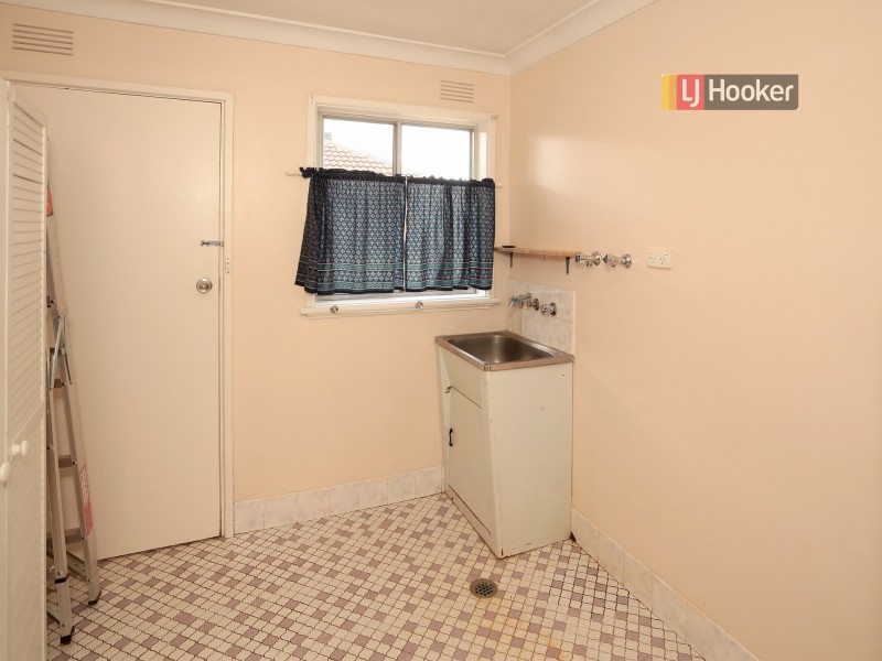 109 Raye Street, Tolland NSW 2650