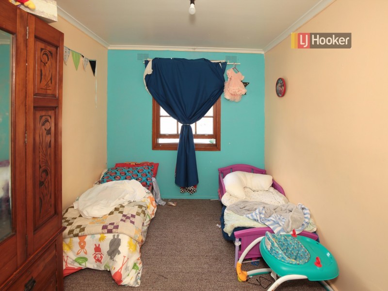 17 Ziegler Avenue, Kooringal NSW 2650