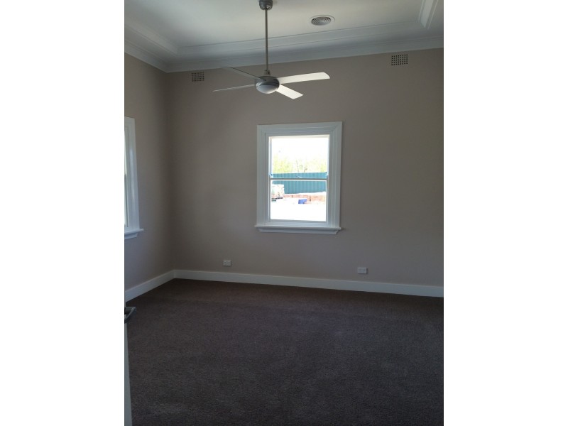 3 Hampden Avenue, Wagga Wagga NSW 2650