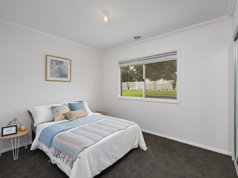 2 Paradise Drive, Gobbagombalin NSW 2650