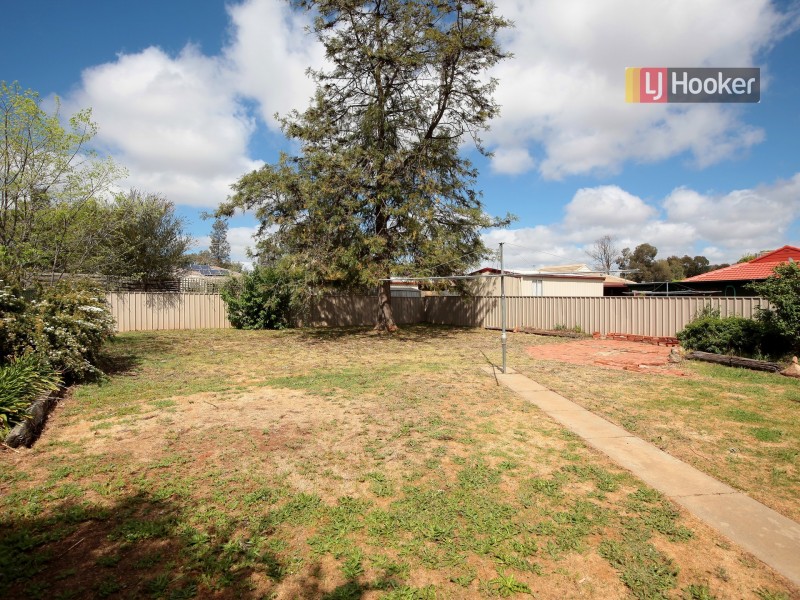 109 Raye Street, Tolland NSW 2650