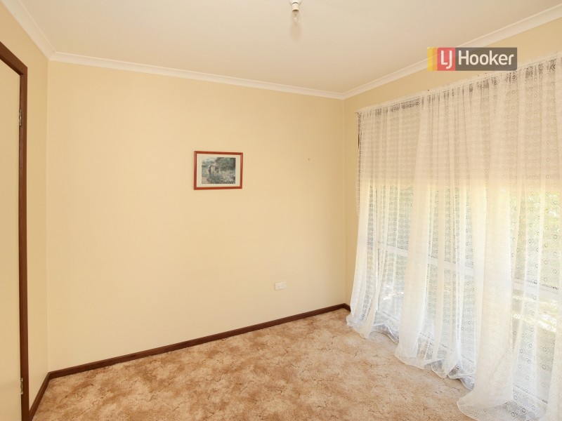 28 Incarnie Crescent, Wagga Wagga NSW 2650