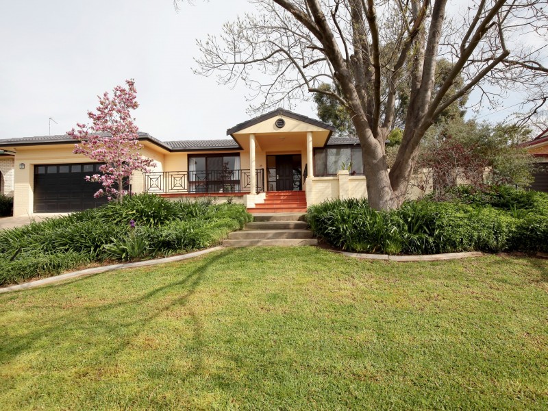 28 Patamba Street, Kooringal NSW 2650