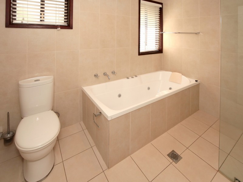 28 Patamba Street, Kooringal NSW 2650