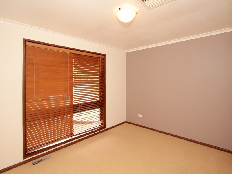 28 Patamba Street, Kooringal NSW 2650