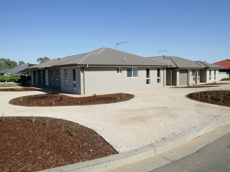 2/4 Apprentice Avenue, Flowerdale NSW 2650