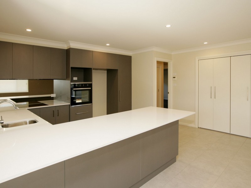 2/4 Apprentice Avenue, Flowerdale NSW 2650