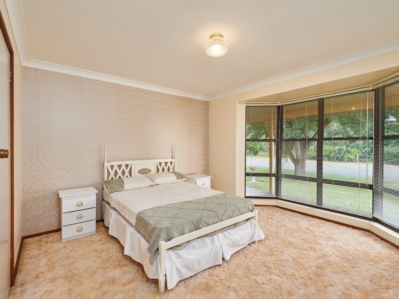 7 Vanda Street, Lake Albert NSW 2650