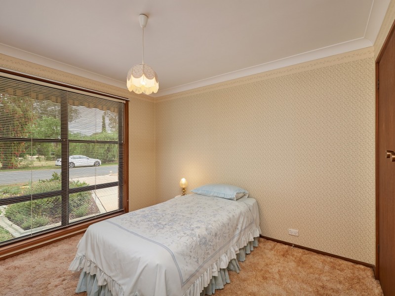 7 Vanda Street, Lake Albert NSW 2650