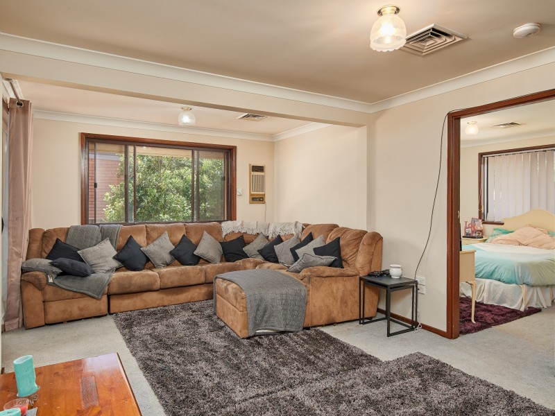 70 Jasmin Crescent, Lake Albert NSW 2650