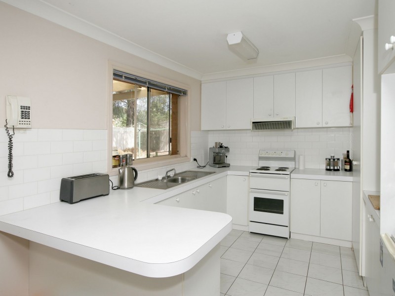 20 Gunn Drive, Estella NSW 2650