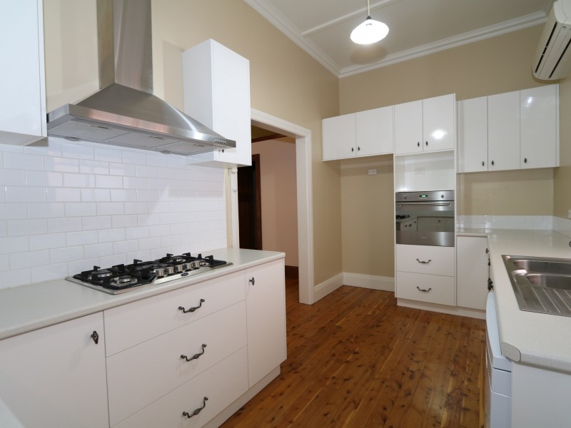 170 Edward Street, Wagga Wagga NSW 2650