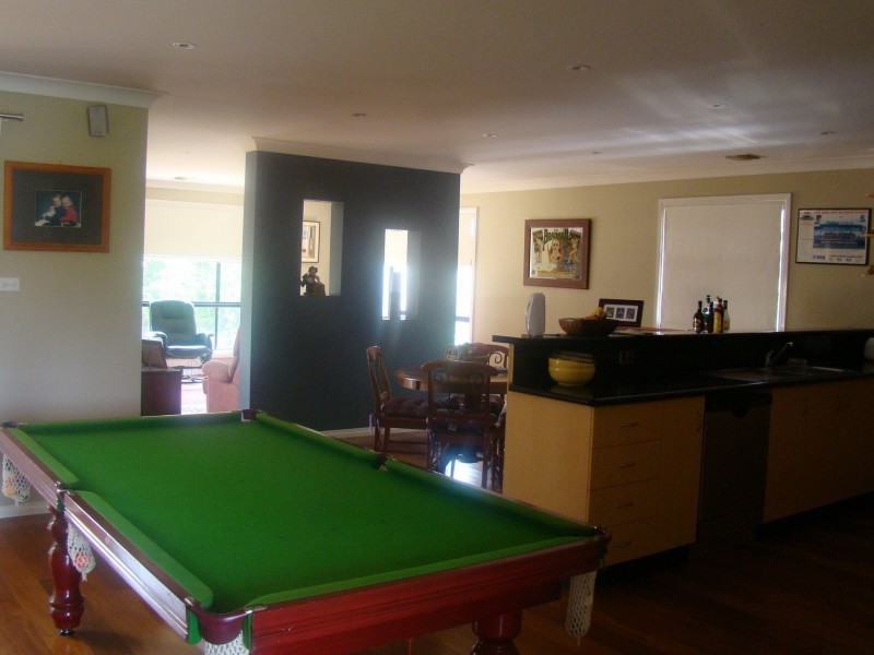 4 Yeomans Place, Kooringal NSW 2650