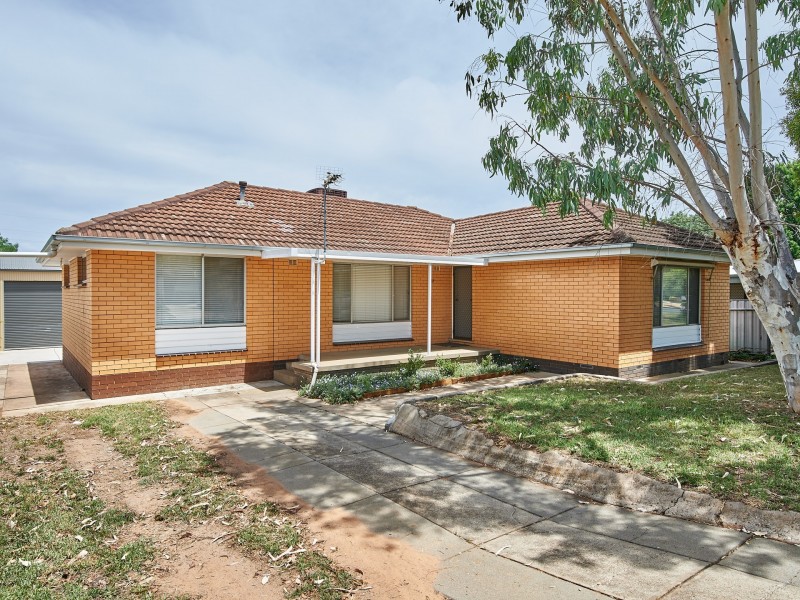 37 Cutler Avenue, Kooringal NSW 2650