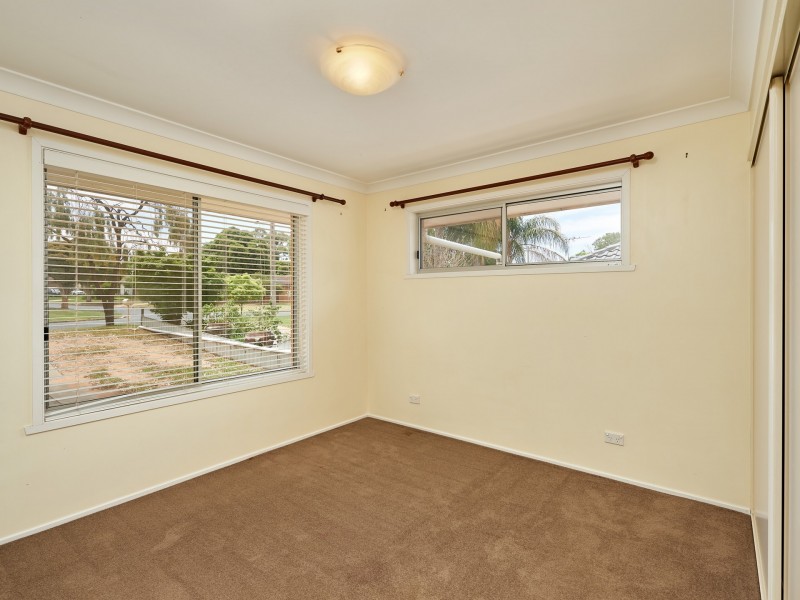 37 Cutler Avenue, Kooringal NSW 2650