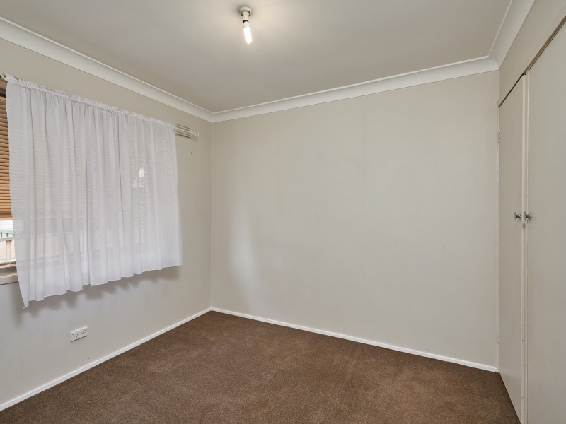 37 Cutler Avenue, Kooringal NSW 2650