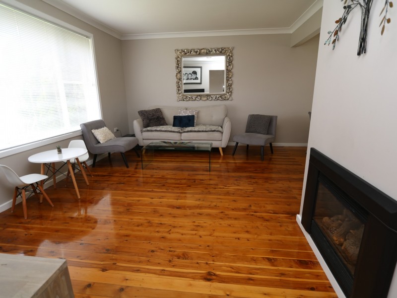 6 Tinga Crescent, Kooringal NSW 2650