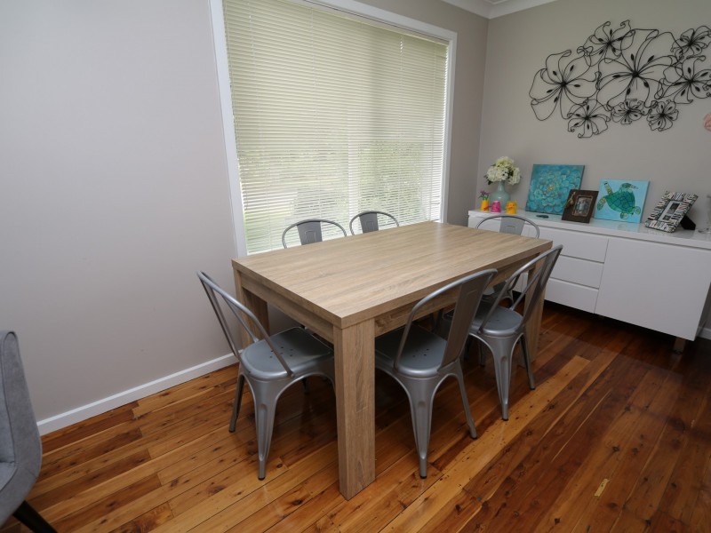 6 Tinga Crescent, Kooringal NSW 2650