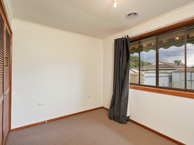 57 Adjin Street, Mount Austin NSW 2650