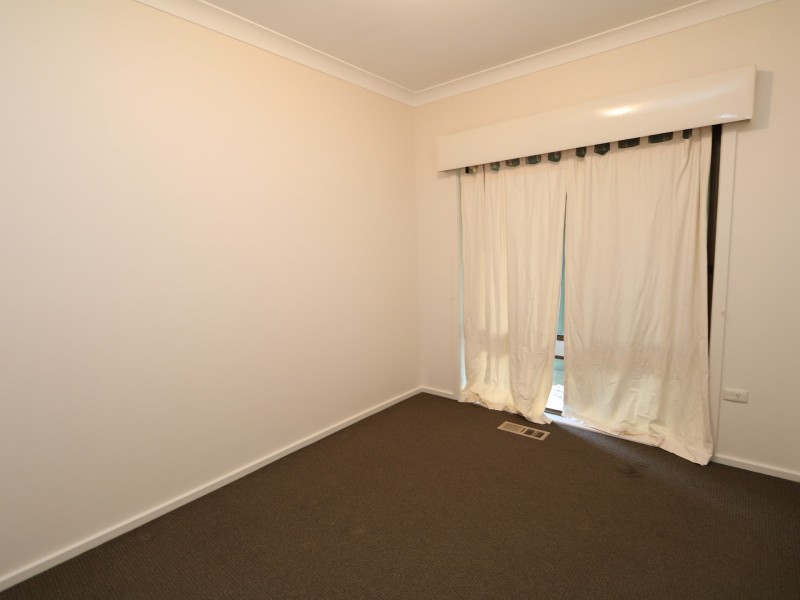 14 Vestey Street, Wagga Wagga NSW 2650