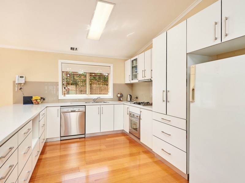 2 Chambers Place, Wagga Wagga NSW 2650