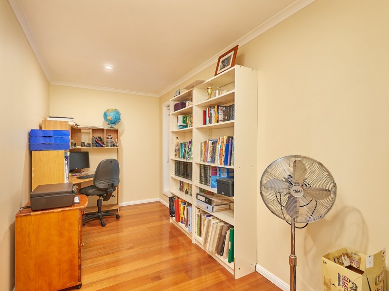 2 Chambers Place, Wagga Wagga NSW 2650