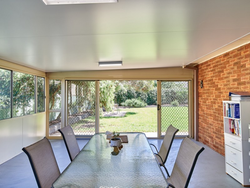 2 Chambers Place, Wagga Wagga NSW 2650