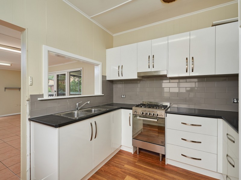 16 Mount Street, Kooringal NSW 2650