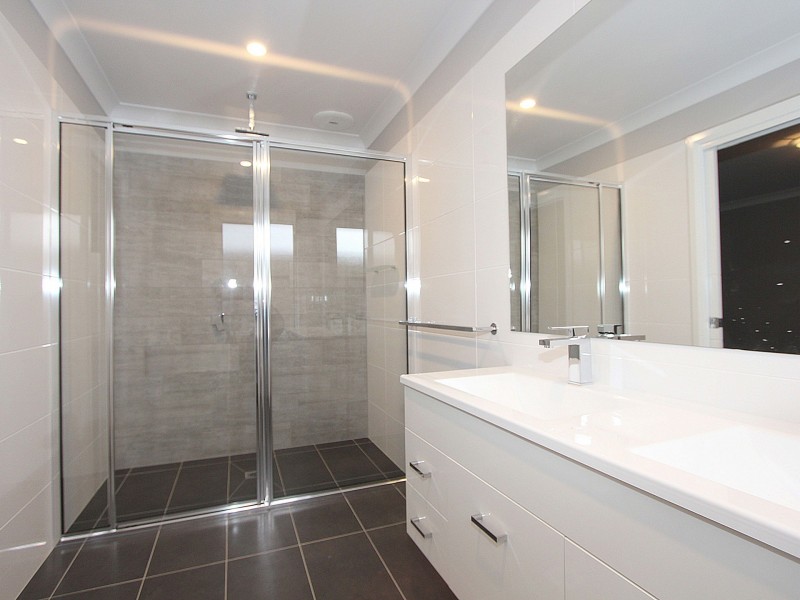 91 Messenger Avenue, Boorooma NSW 2650