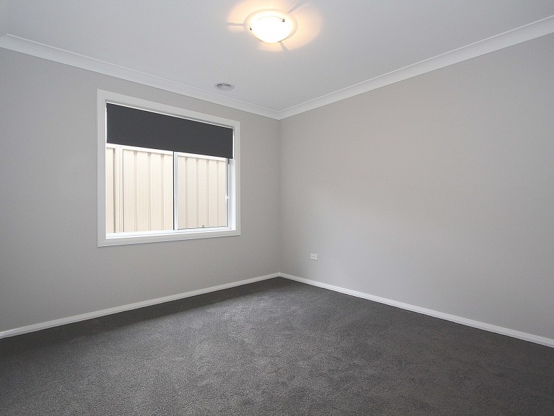 91 Messenger Avenue, Boorooma NSW 2650