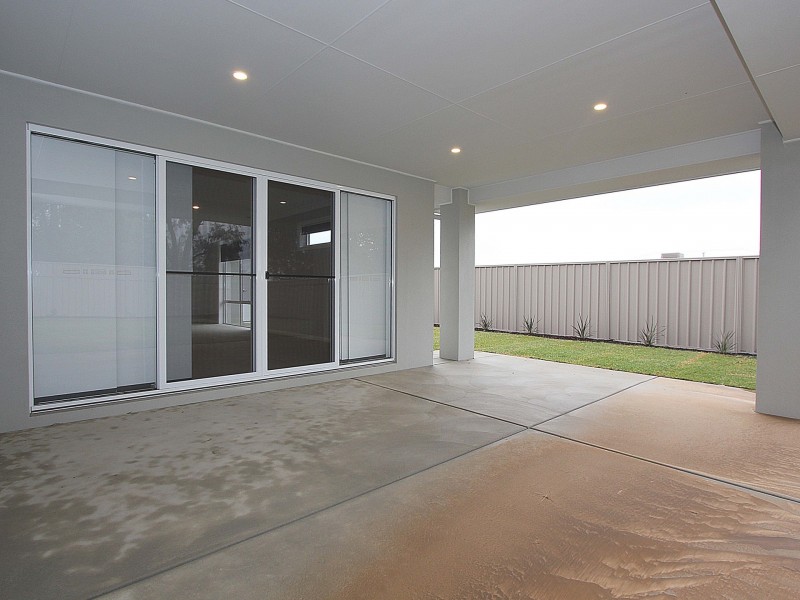 91 Messenger Avenue, Boorooma NSW 2650