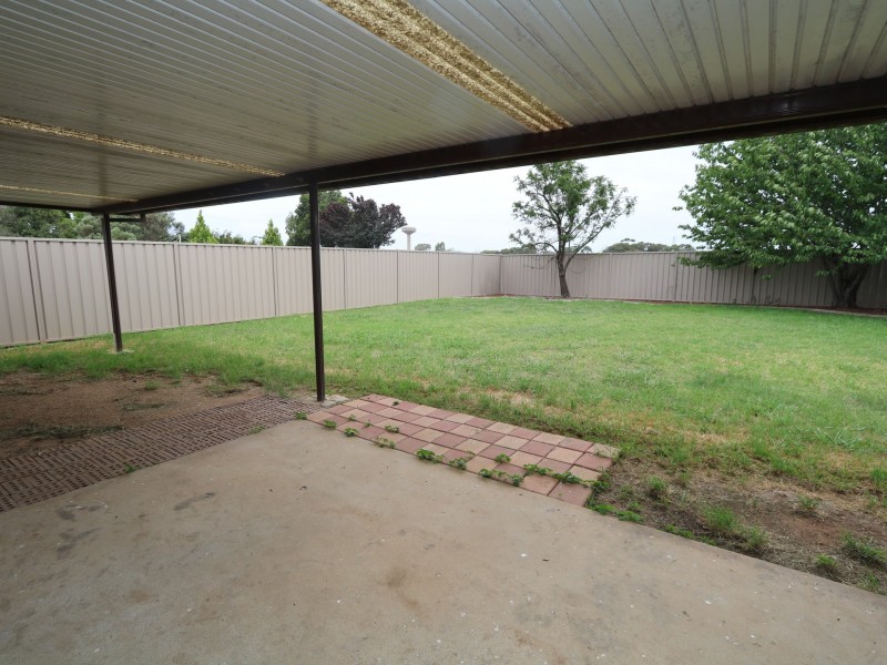 55 Eldershaw Drive, Forest Hill NSW 2651