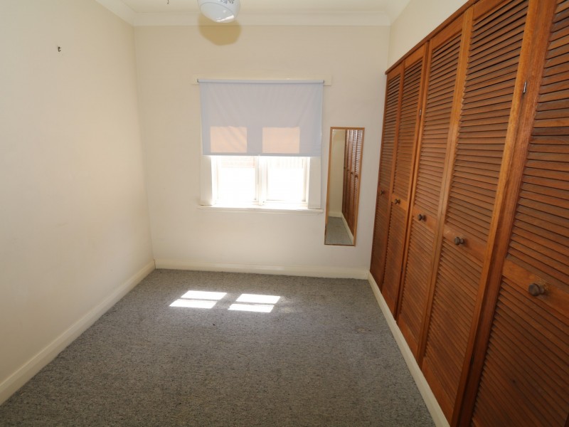 48 Flinders Street, Turvey Park NSW 2650