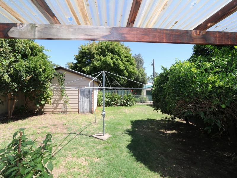 48 Flinders Street, Turvey Park NSW 2650