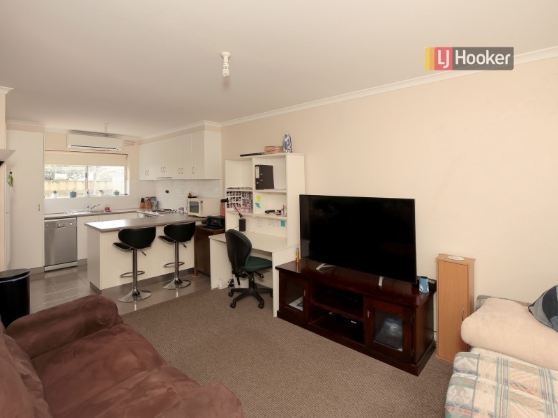 4/12 Higgins Avenue, Wagga Wagga NSW 2650