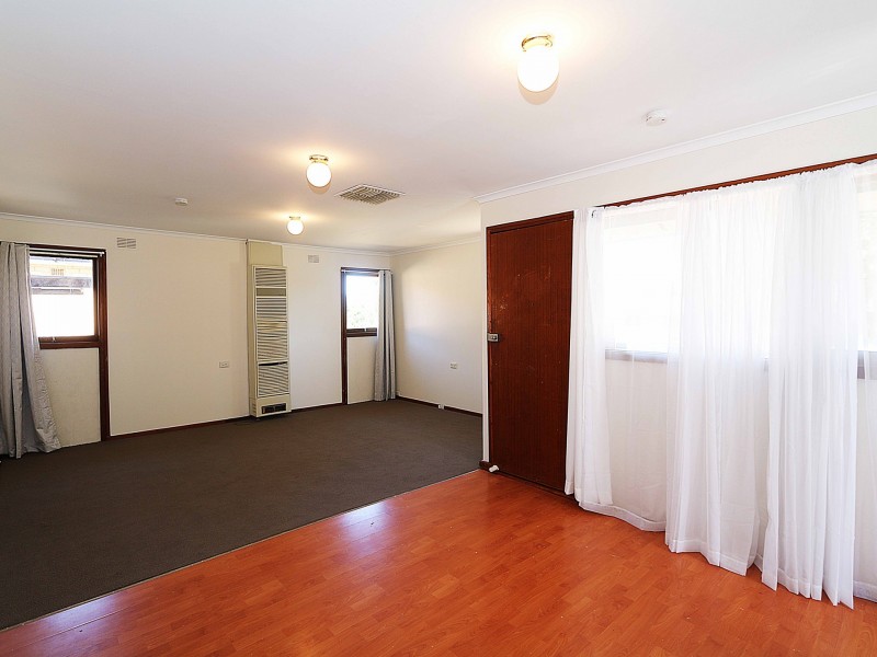 2 Jenkins Street, Ashmont NSW 2650